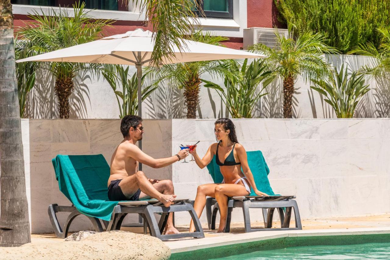 Topazio Vibe Beach Hotel & Apartments - Adults Friendly Albufeira Zewnętrze zdjęcie