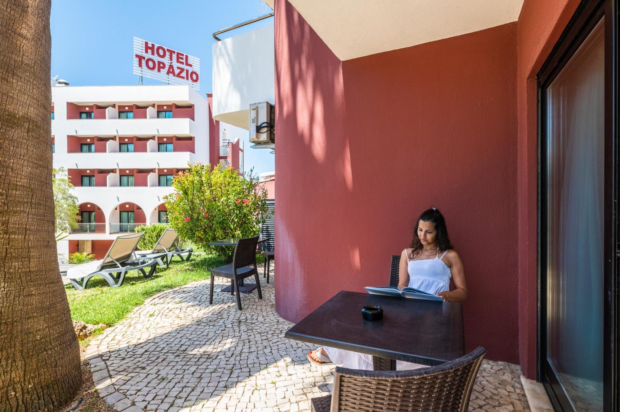 Topazio Vibe Beach Hotel & Apartments - Adults Friendly Albufeira Zewnętrze zdjęcie